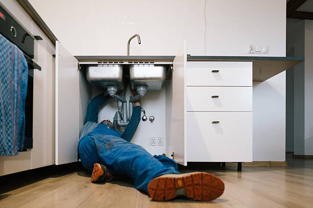 Professional Leak Detection technician working in Orange City, IA